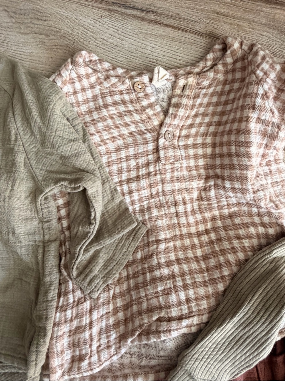 Quincy Mae Neutral and Rust Kids Matching Sets - Picture 7 of 14